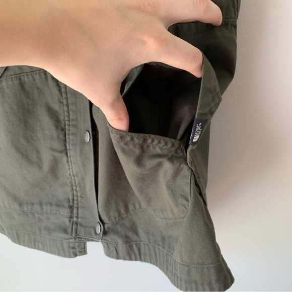 The North Face Woman’s 100% Cotton Olive Green Vest Size Medium - Picture 7 of 16